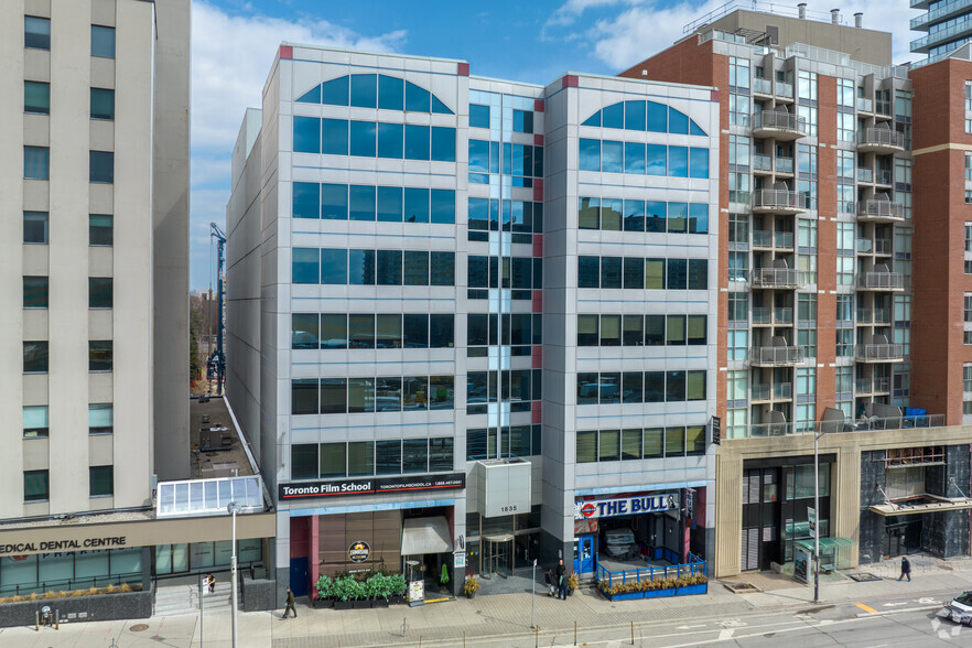 1835 Yonge St, Toronto, ON for lease - Building Photo - Image 1 of 5