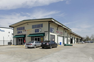 More details for 10060 Veterans Memorial Rd, Houston, TX - Industrial for Sale