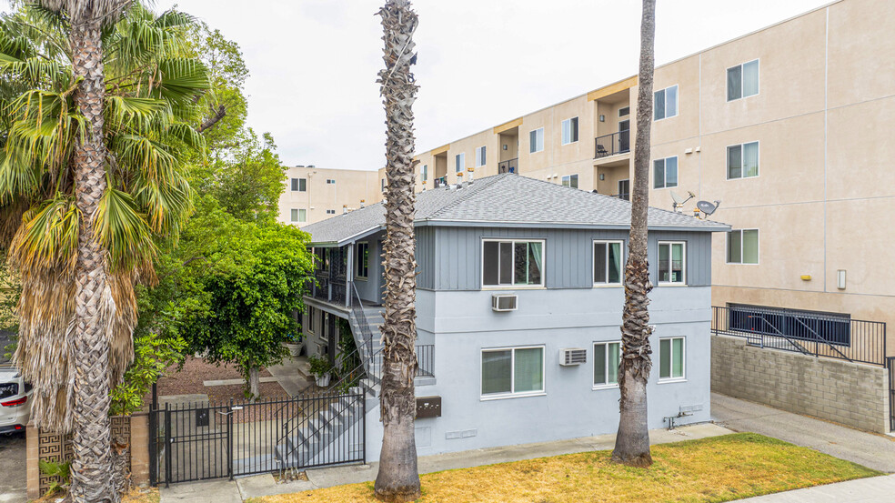 13647 Leadwell St, Van Nuys, CA for sale - Building Photo - Image 1 of 1