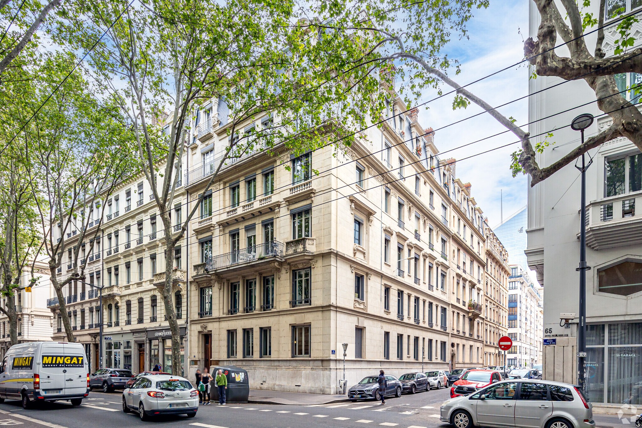 Office in Lyon for lease Primary Photo- Image 1 of 3