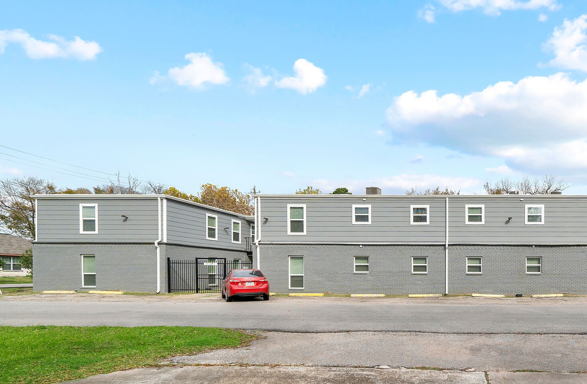 6403 Sloan St, Houston, TX 77087 Sloan Garden Apartments