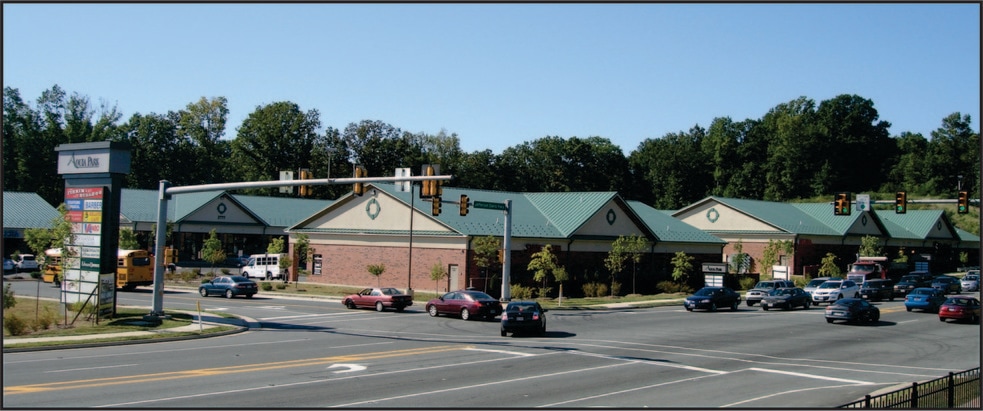 2765 Jefferson Davis Hwy, Stafford, VA for lease - Building Photo - Image 2 of 4