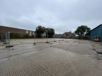 More details for Gatehouse Way, Aylesbury - Land for Lease