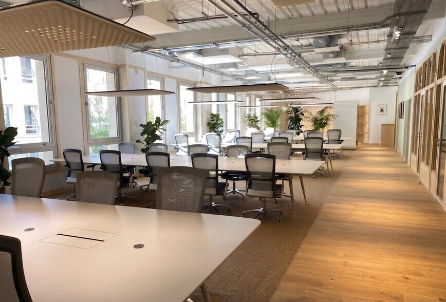 8 Rue Du Sentier, Paris for lease - Building Photo - Image 1 of 7