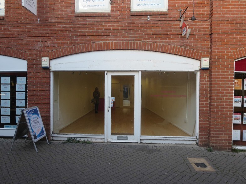 Eld Ln, Colchester for lease - Building Photo - Image 2 of 3