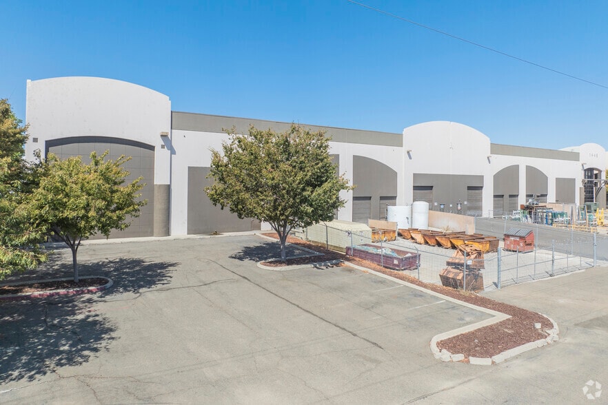 1448 Mariani Ct, Tracy, CA for lease - Building Photo - Image 3 of 7