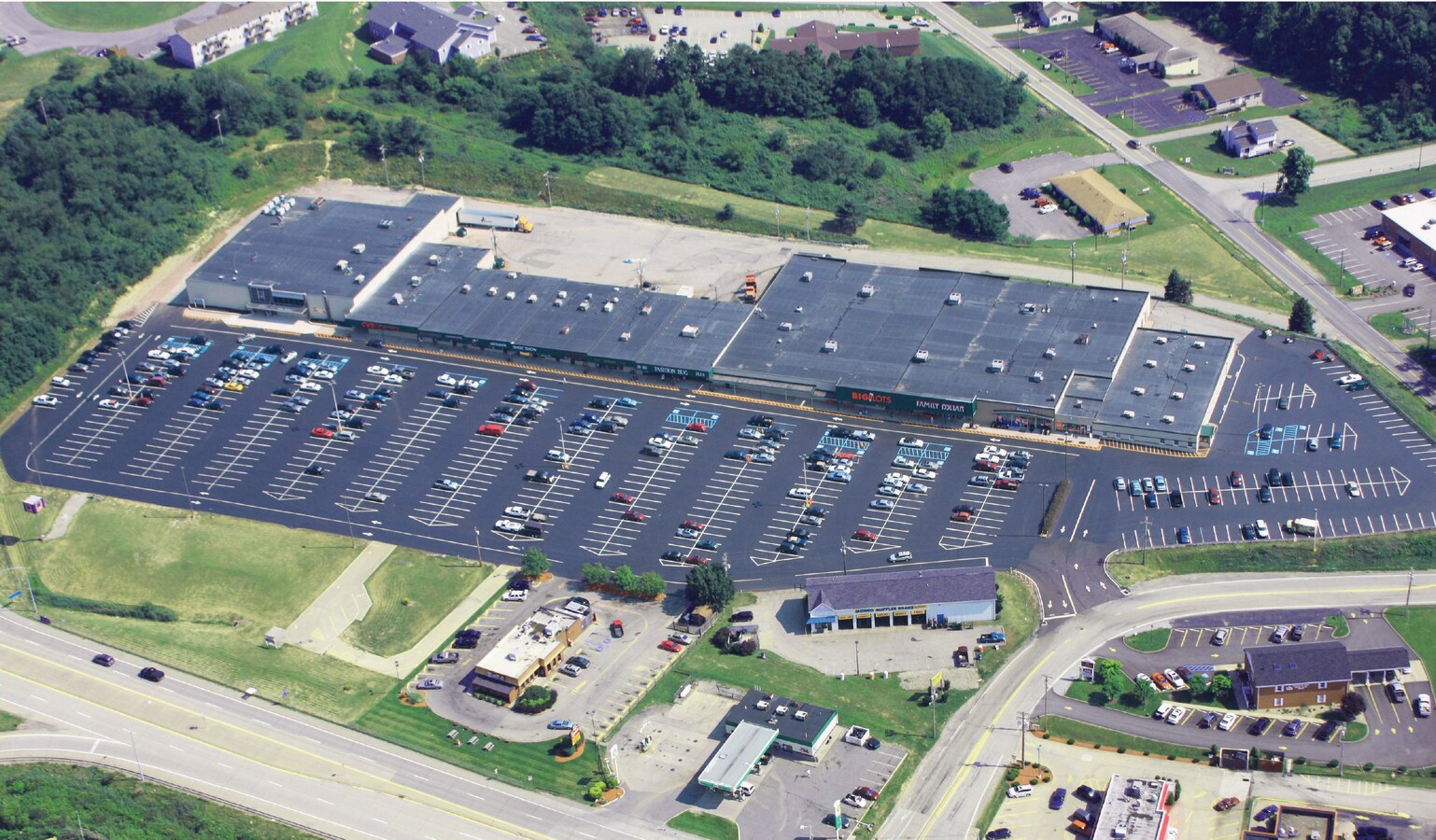 110 Central Greene Plz, Waynesburg, PA, 15370 Retail Space For Lease