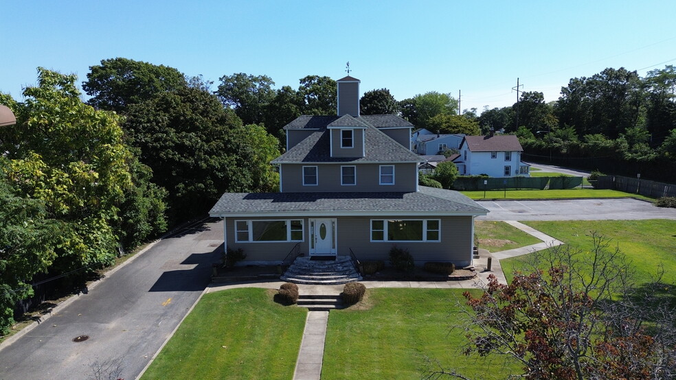 155 Carleton Ave, East Islip, NY for sale - Building Photo - Image 2 of 8