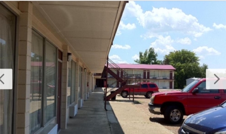 100 W Wilson St, Valliant, OK for sale - Building Photo - Image 1 of 1