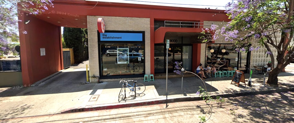 2894 Rowena Ave, Los Angeles, CA for lease - Building Photo - Image 1 of 12