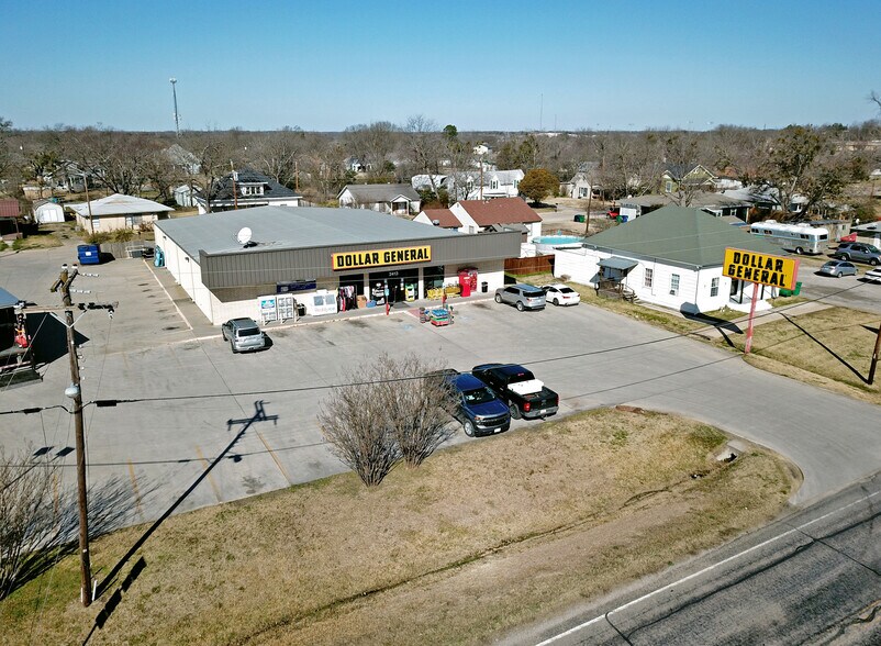 2413 US Highway 66, Caddo Mills, TX for sale - Building Photo - Image 1 of 1
