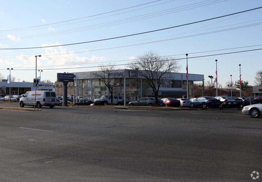 4601 Saint Barnabas Rd, Marlow Heights, MD for lease - Primary Photo - Image 1 of 6