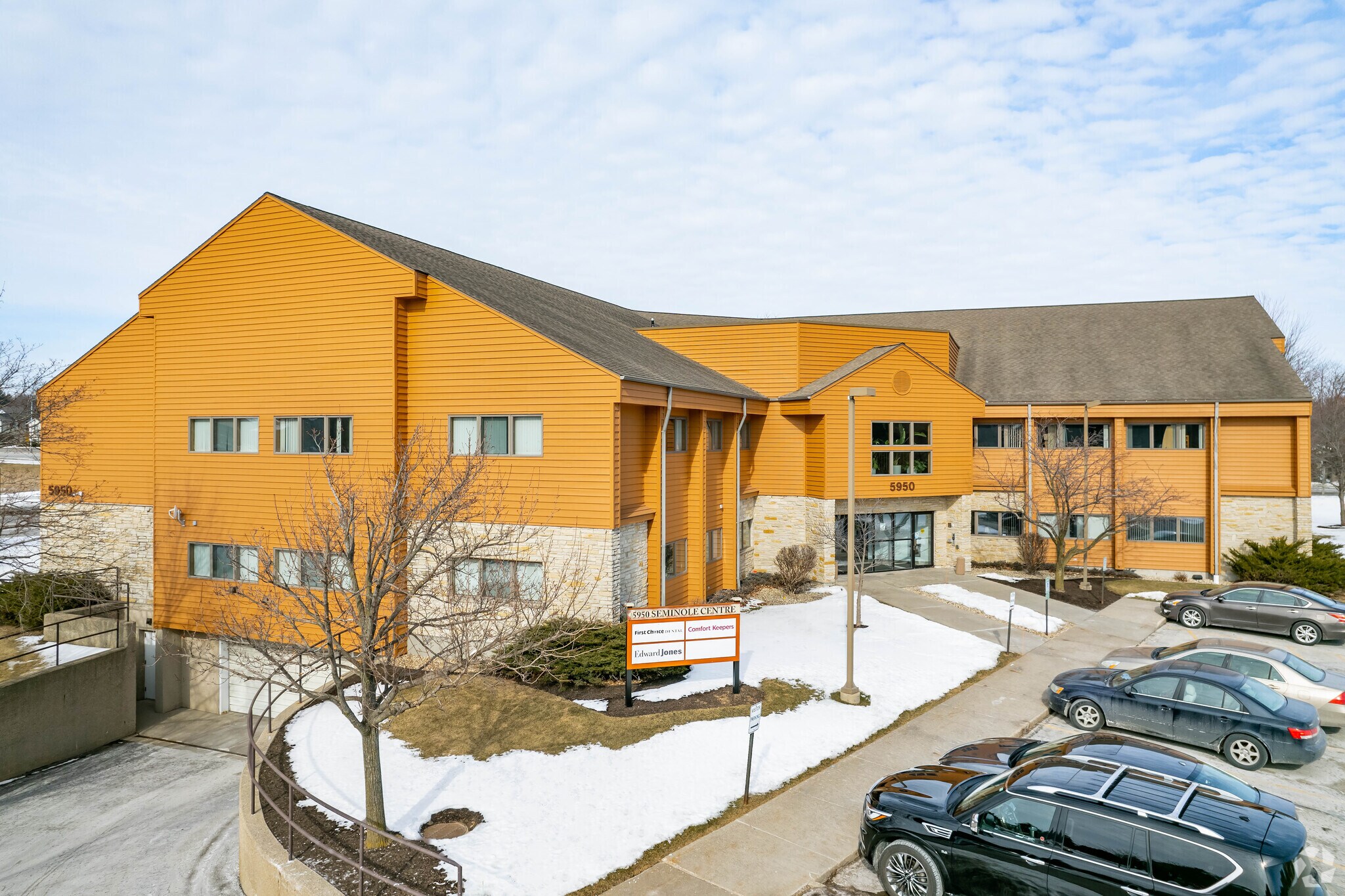5950 Seminole Centre Ct, Madison, WI for sale Primary Photo- Image 1 of 1