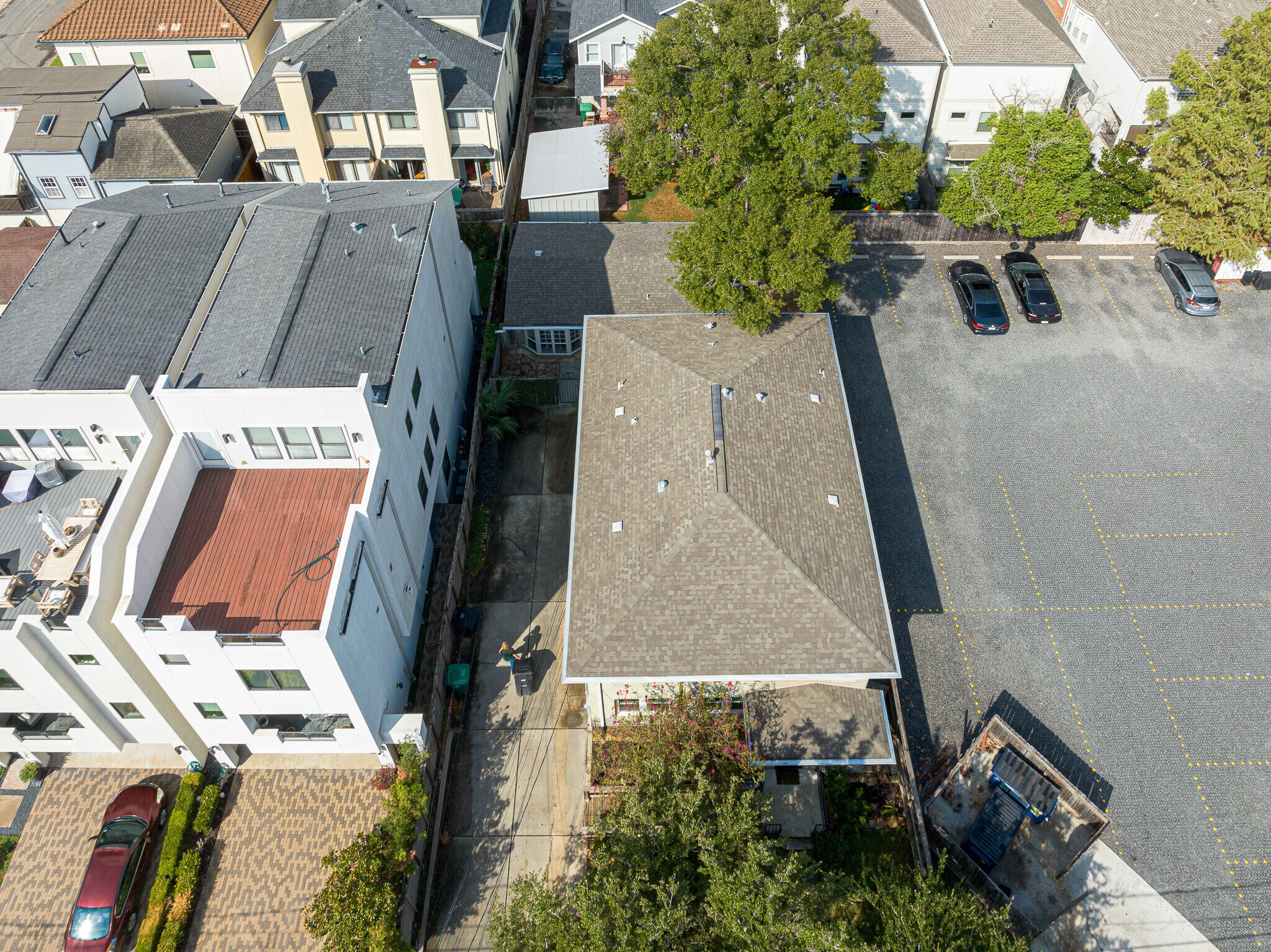 2412 Woodhead St, Houston, TX 77019 77019 Woodhead St.