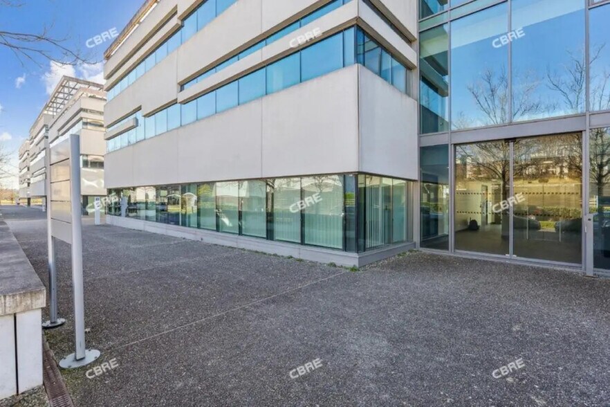 Office in Balma for lease - Building Photo - Image 3 of 17