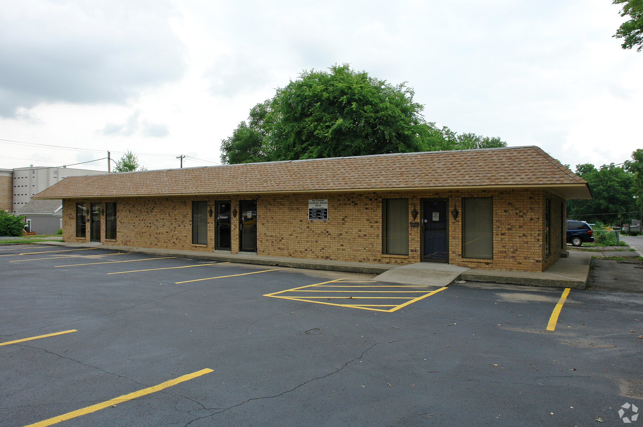 179-183 W Smith St, Gallatin, TN for lease Primary Photo- Image 1 of 5