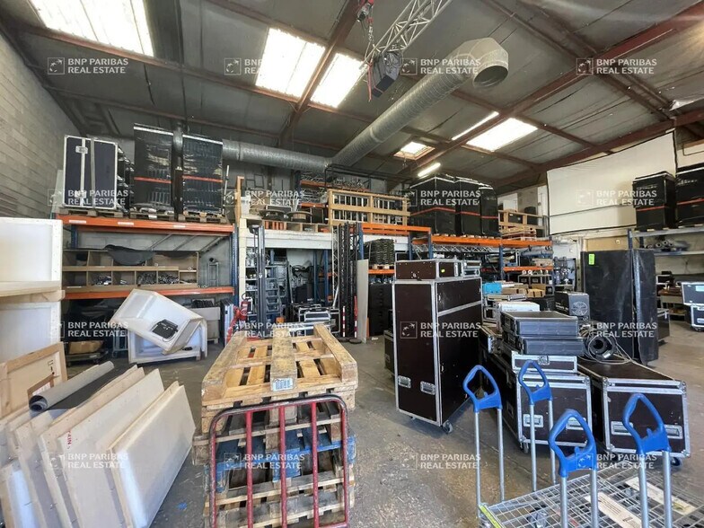 Flex in Lagny-sur-Marne for lease - Interior Photo - Image 2 of 5