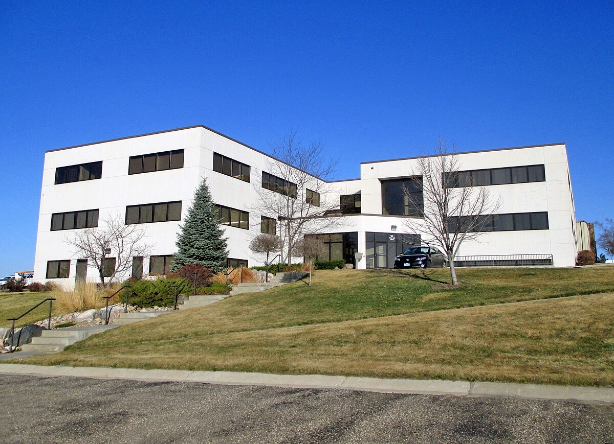128 E Soo Line Dr, Bismarck, ND for sale Building Photo- Image 1 of 1