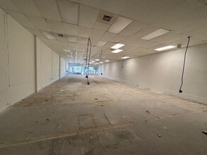2020 W Pensacola St, Tallahassee, FL for lease Interior Photo- Image 2 of 4