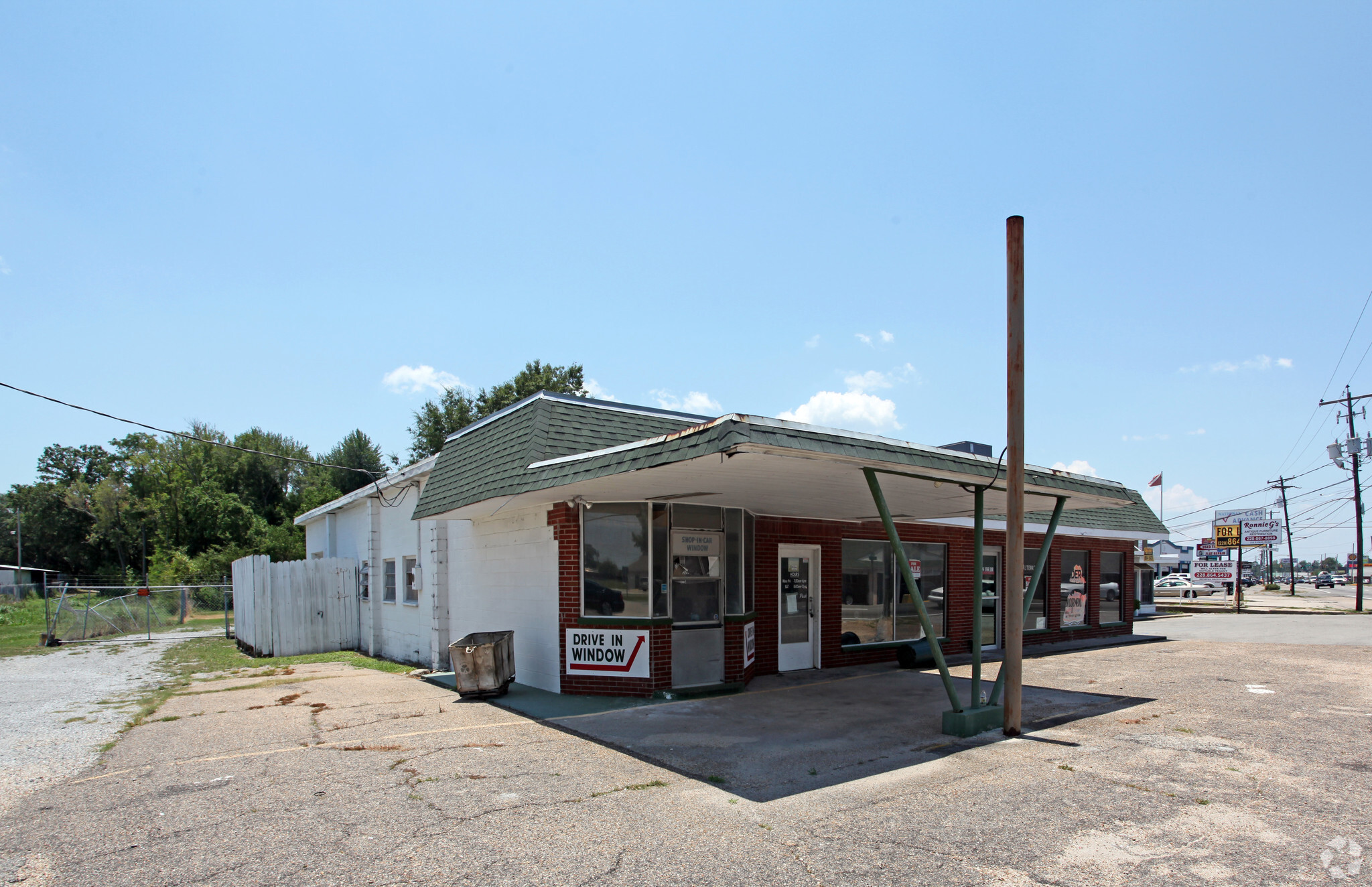 201 E Pass Rd, Gulfport, MS for sale Primary Photo- Image 1 of 1