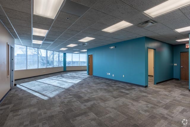 12980 Metcalf Ave, Overland Park, KS for lease Interior Photo- Image 1 of 3