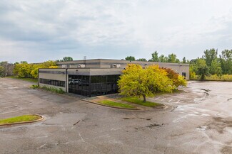 More details for 900 Mckinley St, Anoka, MN - Industrial for Sale