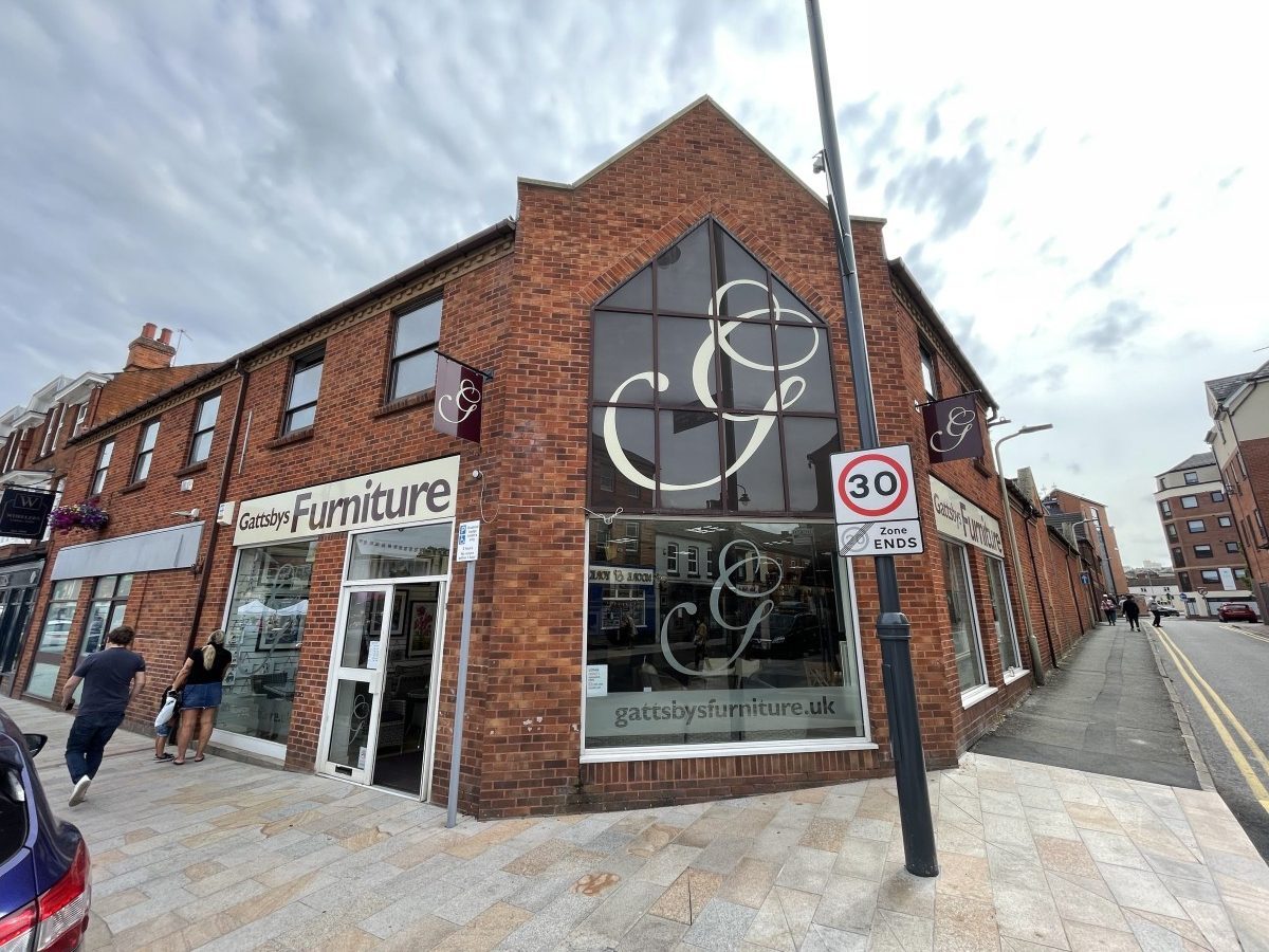 17-18 Devonshire Sq, Loughborough for sale Primary Photo- Image 1 of 1