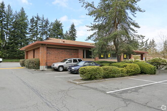 6016-6026 204th St SW, Lynnwood, WA for lease Building Photo- Image 2 of 5