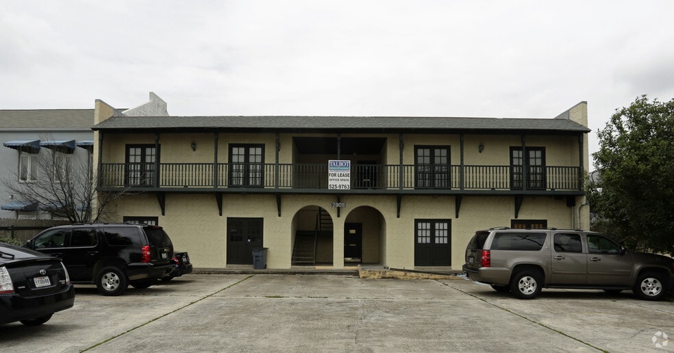 2908 Hessmer Ave, Metairie, LA 70002