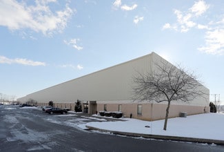 More details for 499 Running Pump Rd, Lancaster, PA - Industrial for Lease