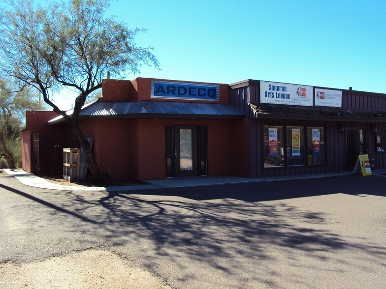 6051 E Hidden Valley Dr, Cave Creek, AZ for sale - Primary Photo - Image 1 of 1