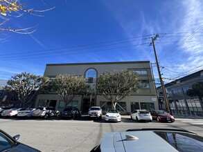 383 Rhode Island St, San Francisco, CA for lease Building Photo- Image 1 of 13