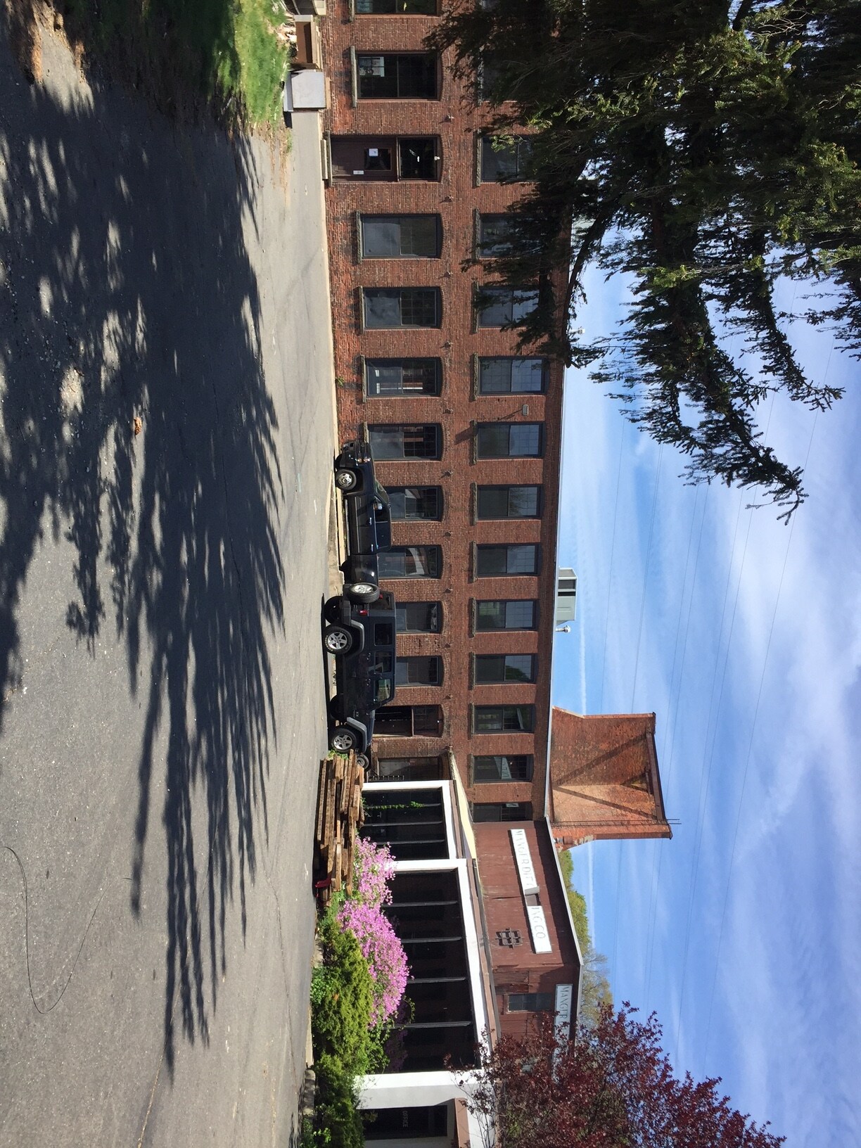 251 Roosevelt Dr, Derby, CT for sale Building Photo- Image 1 of 1