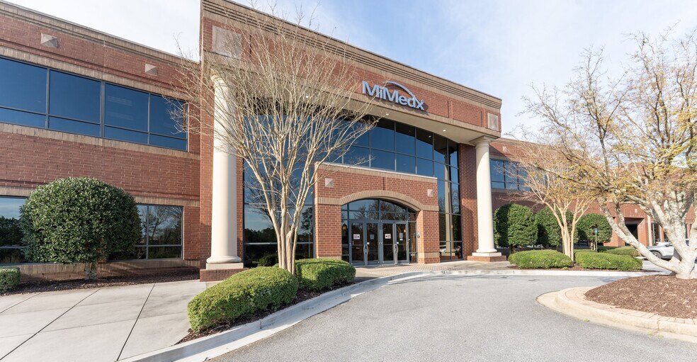 1775 W Oak Commons Ct, Marietta, GA for sale - Building Photo - Image 1 of 1