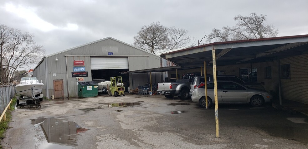 6451 Rupley Circle Dr, Houston, TX for sale - Building Photo - Image 3 of 4