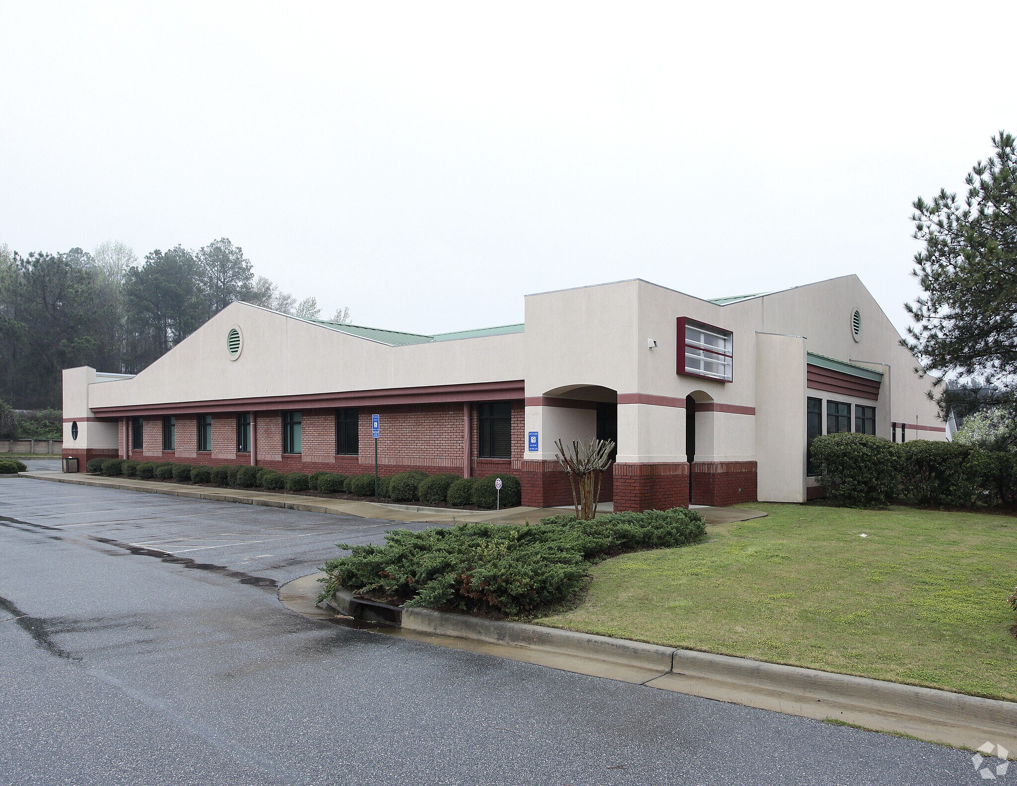 100 Southern Way, Columbus, GA for sale Primary Photo- Image 1 of 1