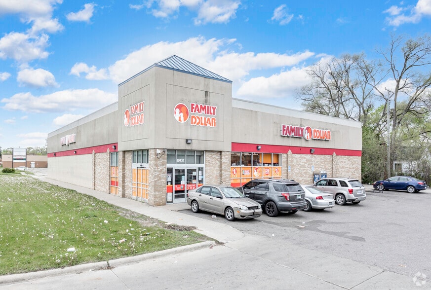 19737 Mound Rd, Detroit, MI for lease - Building Photo - Image 1 of 4