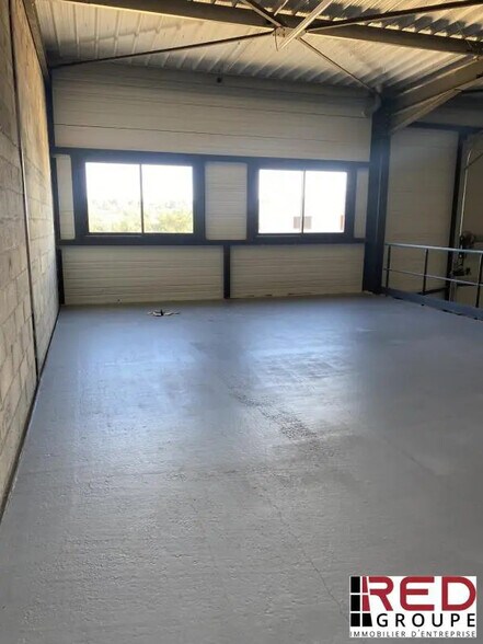 Industrial in Signes for lease - Building Photo - Image 3 of 5