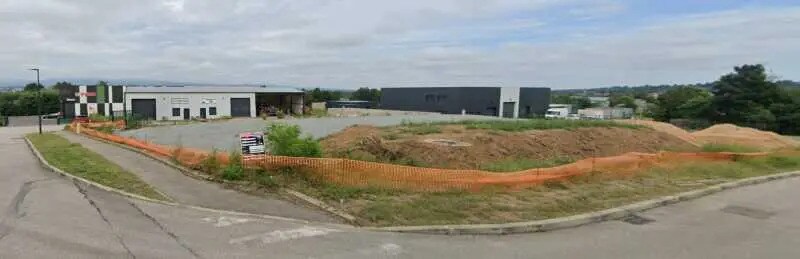 Industrial in Montmerle-sur-Saône for lease - Building Photo - Image 2 of 4