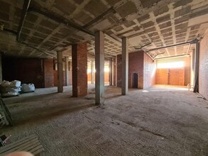 Retail in Figueres, Gerona for lease Interior Photo- Image 2 of 3