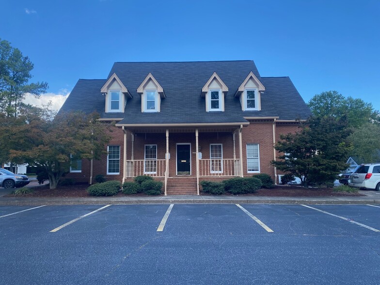 3800 Holcomb Bridge Rd, Peachtree Corners, GA for lease - Building Photo - Image 1 of 2