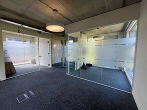 3 Murphy St, London for lease Interior Photo- Image 2 of 3