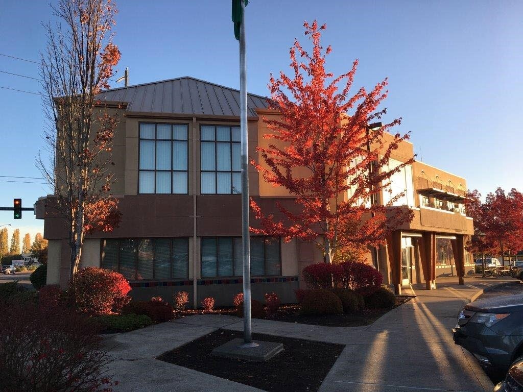 9564 Silverdale Way, Silverdale, WA for lease Building Photo- Image 1 of 6