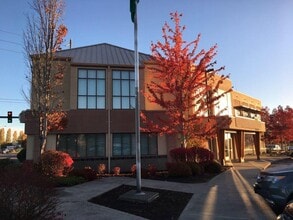 9564 Silverdale Way, Silverdale, WA for lease Building Photo- Image 1 of 6