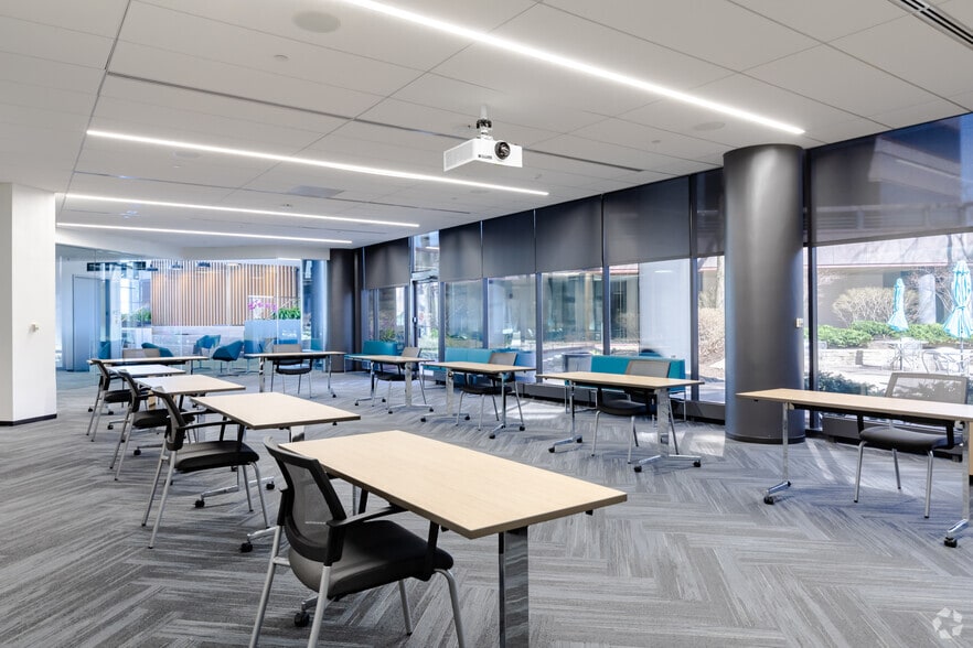 1 Pierce Pl, Itasca, IL for lease - Other - Image 3 of 3