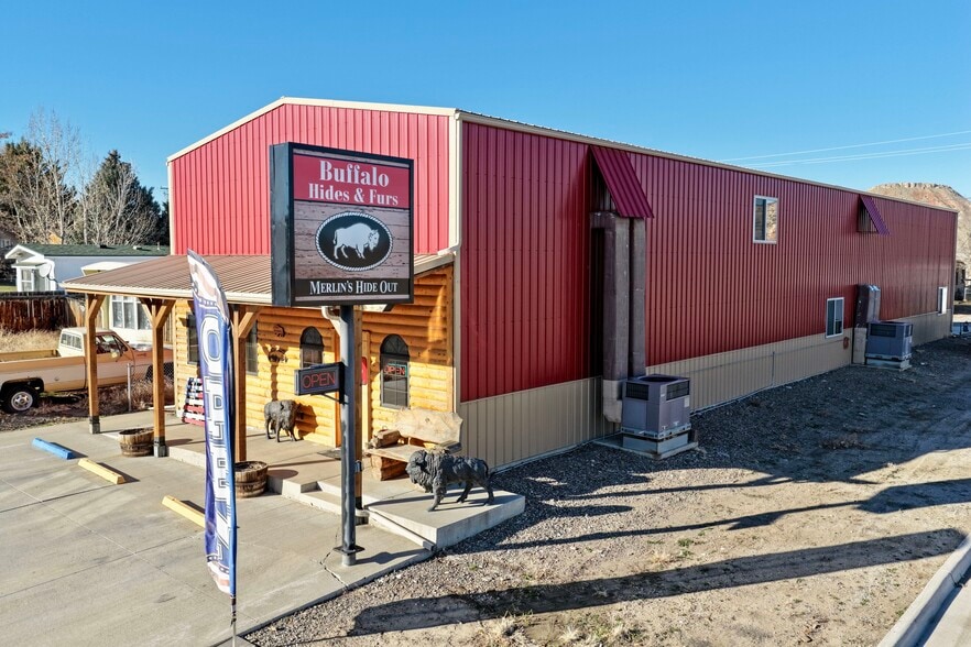 626 Richards St, Thermopolis, WY for sale - Building Photo - Image 2 of 27
