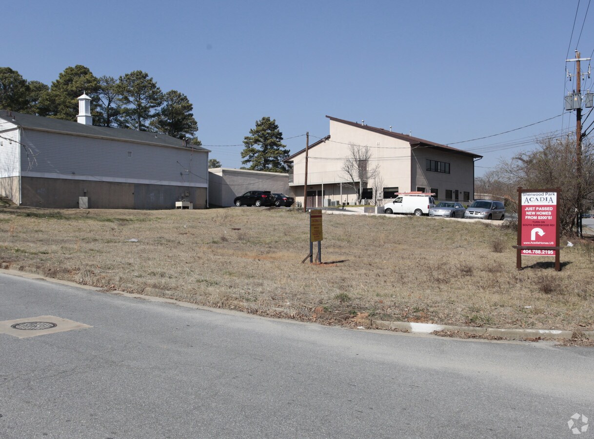 Cooper Lake Rd, Smyrna, GA 30082