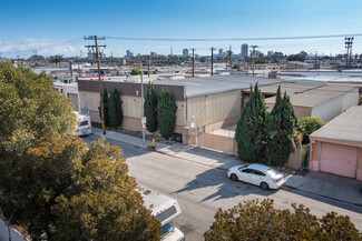 More details for 1422 W Gaylord St, Long Beach, CA - Industrial for Sale