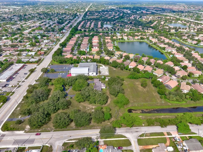 7227 Taft St, Pembroke Pines, FL for sale - Aerial - Image 2 of 9