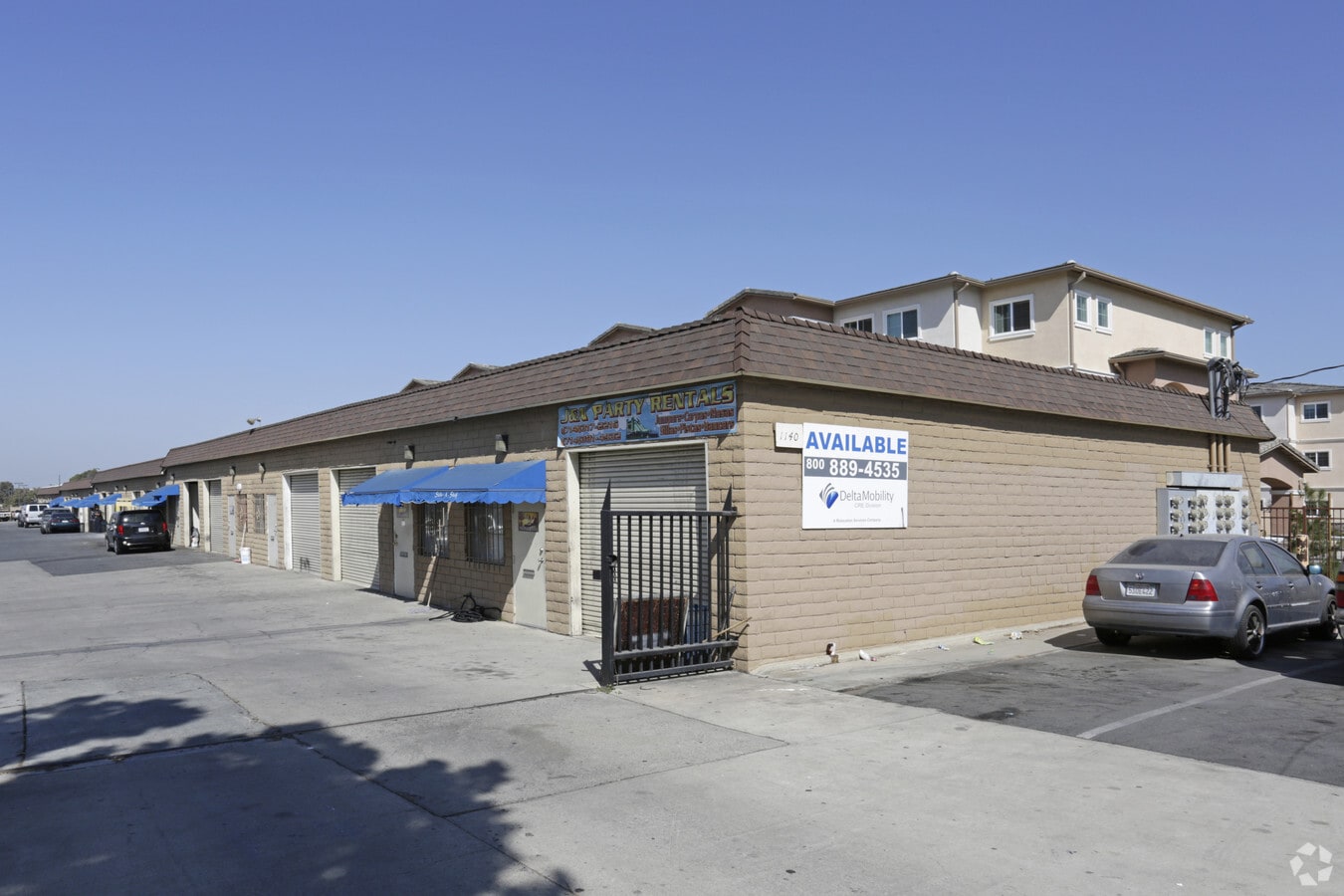 1140 N Lemon St, Orange, CA 92867